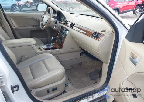 2005 Ford Five Hundred Limited from USA, damaged, VIN 1FAFP28145G116269